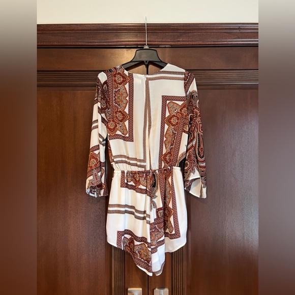 Romper - Picture 4 of 5